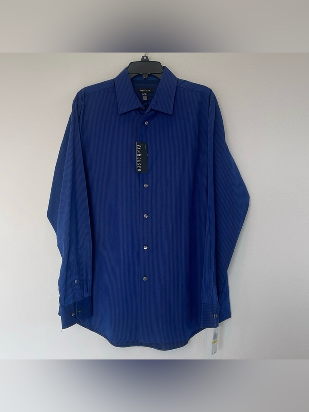 NWT Van Heusen Long Sleeve Blue Striped Shirt - Size M (15-15 1/2)